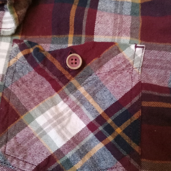 Weatherproof Mens long sleeve front pocket flannel shirt. - Picture 2 of 4